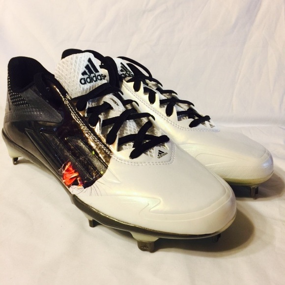 adidas uncaged baseball cleats